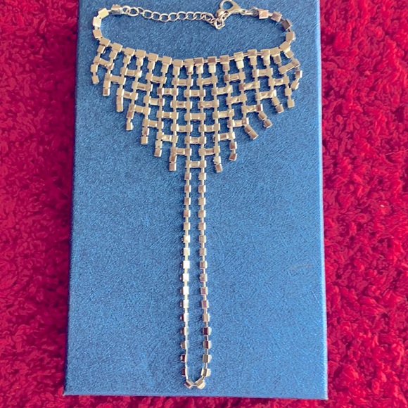 BOGO 2 x $10 NWOT “Rhinestones Hand Chain Evening Bracelet” - Picture 4 of 7
